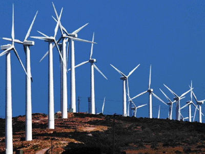 Στην πράσινη ενέργεια στρέφονται πετρελαϊκοί κολοσσοί