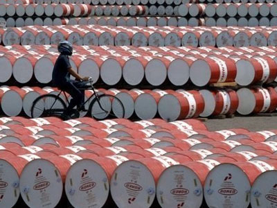 Κάτω από τα 80 δολάρια το αργό