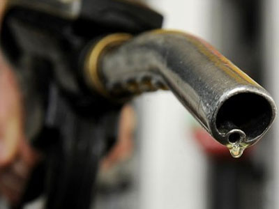 Υποχωρεί ο μαύρος χρυσός