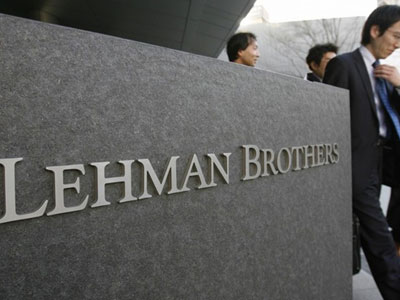 Μαζικές αγωγές για αποζημιώσεις στη Lehman Brothers