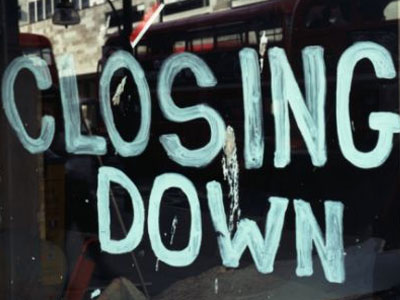 “Μετριάστηκε” η ύφεση στη Βρετανία