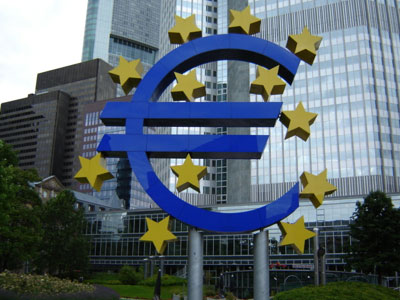 Πανευρωπαϊκή επιδημία το δημοσιονομικό έλλειμμα