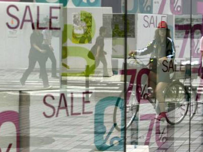 Οι εκπτώσεις τελειώνουν, οι προσφορές συνεχίζονται