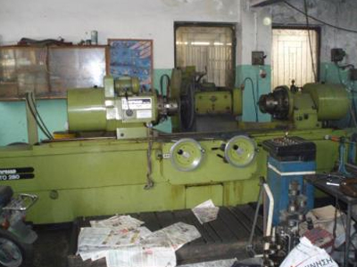 Μαραζώνουν οι επιχειρήσεις στη Θεσσαλία