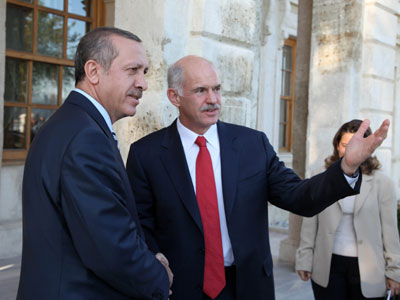 Ικανοποίηση Λευκωσίας για τις θέσεις Παπανδρέου