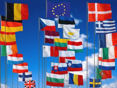 Η Κομισιόν ανησυχεί για τα ελλείμματα