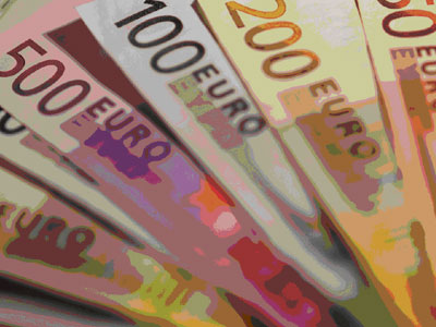 Υποχωρεί το ευρώ