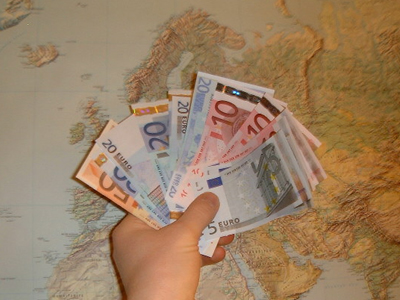 Στο 0,9% ο ευρωπληθωρισμός