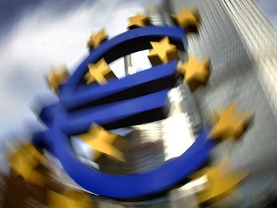 Σε “σταυροδρόμι” η οικονομία της Ευρωζώνης