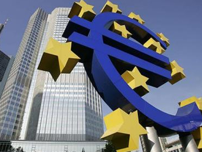 Παρίσι: Βάρος το εμπορικό πλεόνασμα της Γερμανίας