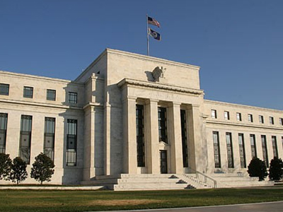 Ενίσχυση της οικονομίας από τη Fed
