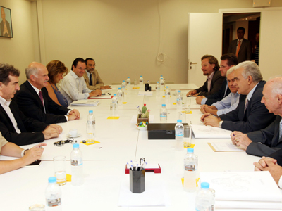 Δραματική έκκληση της ΓΣΕΒΕΕ για ενίσχυση της ρευστότητας στην αγορά