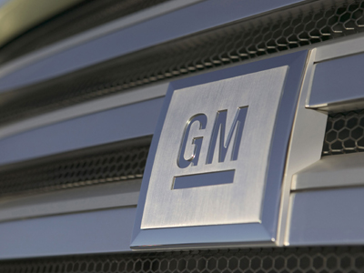 Αποπληρώνει το χρέος της η GM