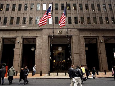 Goldman Sachs: Οι τράπεζες κάνουν τη “δουλειά του Θεού”