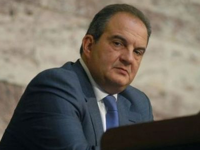 Ο Καραμανλής θα μιλήσει όταν κρίνει ο ίδιος