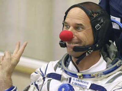 Προσγειώθηκε ο… κλόουν του διαστήματος