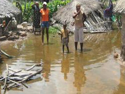 Εκατοντάδες άστεγοι στην Αφρική από πλημμύρες