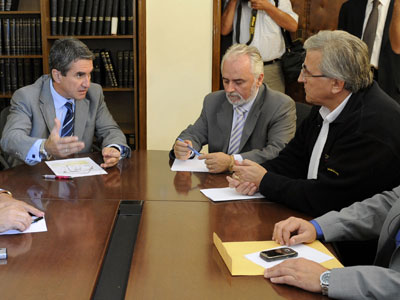 Με ΓΣΕΕ για την ανεργία ο Λοβέρδος