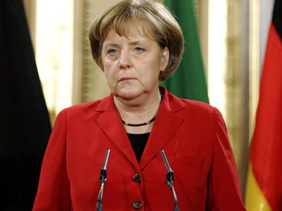 Μέρκελ: Σε ιστορικό σταυροδρόμι το ευρώ