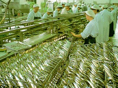 Υποχώρησε η μεταποίηση στην Ελλάδα