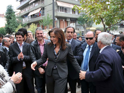 Στήριξη Ντόρας σε Σιούφα