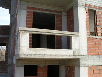 Μεγάλη πτώση στην οικοδομή