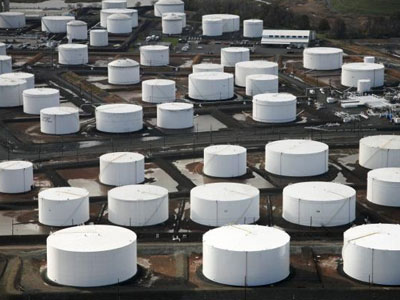 Ακριβαίνει το πετρέλαιο