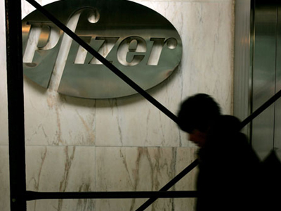 Στα χαρακώματα η κυβέρνηση Τσάβες με τη φαρμακευτική Pfizer