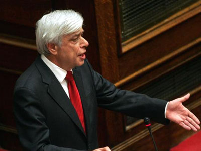 Παυλόπουλος: Δεν πετάξαμε λευκή πετσέτα