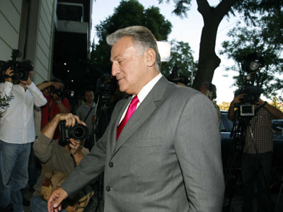 Υπέρ των συμβασιούχων ο Ψωμιάδης