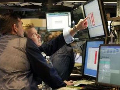 Πέφτουν τα ελληνικά spreads Πέφτουν τα ελληνικά spreads