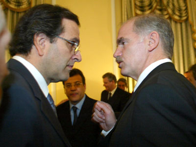 Επίθεση Σαμαρά σε Παπανδρέου