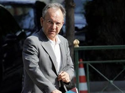 “Γκρίνια” Σιούφα σε Καραμανλή