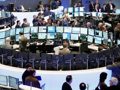 Υποχωρεί το spread