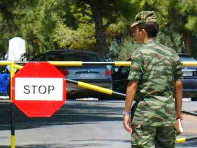 “Μπλόκο” στα κινητά στις στρατιωτικές μονάδες