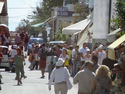 Πάγωσαν οι κρατήσεις από το εξωτερικό