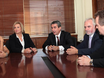 Αλλαγές προαναγγέλλει ο Λοβέρδος