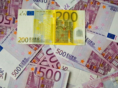 Kαταχρηστικοί τρεις όροι τραπεζικών συναλλαγών