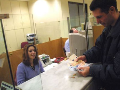 Αυξήσεις 5% μέσω… διαιτησίας