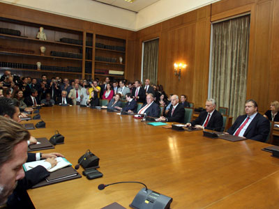 Στο Υπουργικό Συμβούλιο η έκτακτη εισφορά των επιχειρήσεων