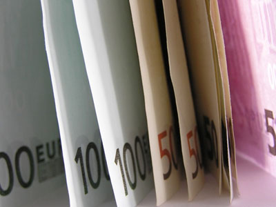 Κομισιόν: «Ναι» στη δεύτερη δόση του δανείου στην Ελλάδα