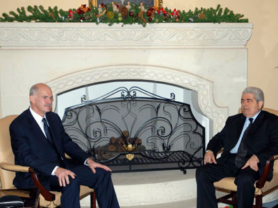 Στην Κύπρο ο Παπανδρέου