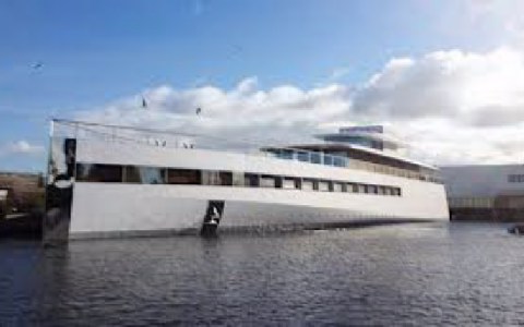 Αυτή είναι η «Αφροδίτη», το πλωτό παλάτι του Steve Jobs