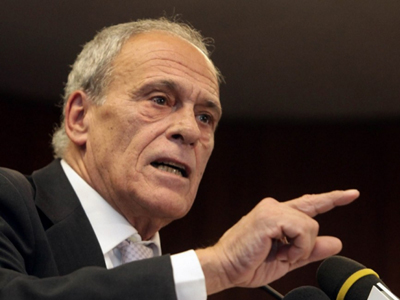 Για χούντα μιλά το «Άρμα Πολιτών» Για χούντα μιλά το «Άρμα Πολιτών»