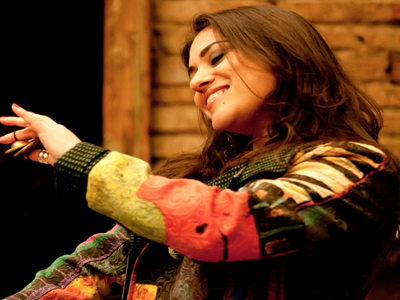 Ντένια Κουρούση & «Ανέμου Ώτα» στο Χαμάμ