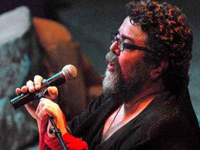 Ο Σταμάτης Κραουνάκης στο Μέγαρο Μουσικής Κομοτηνής