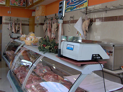 Ανήλικος «χτύπησε» κρεοπωλείο