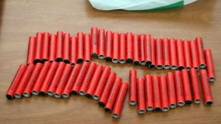 Έλεγχοι για κροτίδες και πυροτεχνήματα από την Περιφέρεια Πειραιά