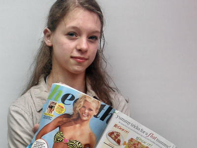 Η έφηβη που τα έβαλε με τους εκδότες Η έφηβη που τα έβαλε με τους εκδότες