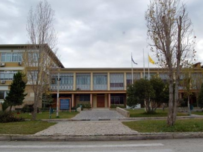 ΤΩΡΑ: Ένταση στο ΤΕΙ Πάτρας ΤΩΡΑ: Ένταση στο ΤΕΙ Πάτρας